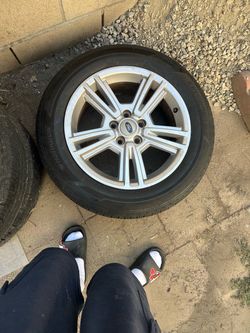 2011 mustang wheel