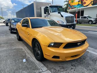 2011 Ford Mustang V6 Premium