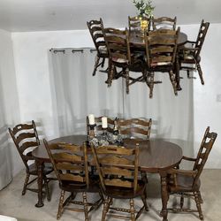 Extendable Dining Table & 6 Chairs