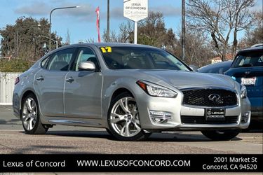 2017 INFINITI Q70L