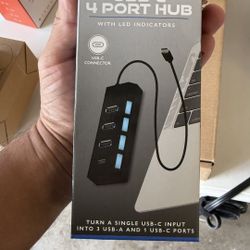 USB-C 4-Port Hub with LED – New