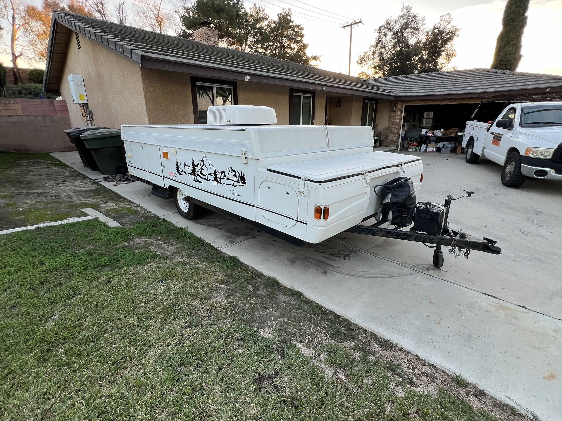 2002 Coleman Fleet wood Fair lake