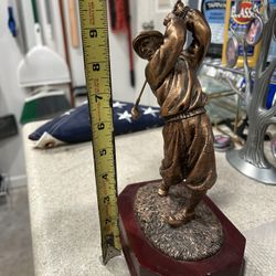 Golf Statue (about 9” Tall)