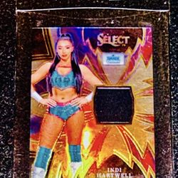 Indi Hartwell Sparks Patch Silver Holo Prizm 2024-25