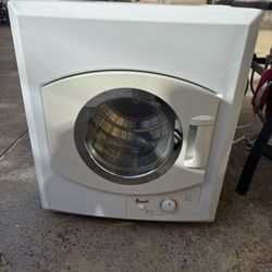 Avanti Electric Dryer Small Compact 