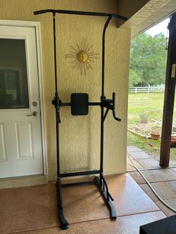 Ab workout tower