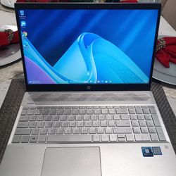 HP PAVILION MODEL 15-cs0053cl LAPTOP 