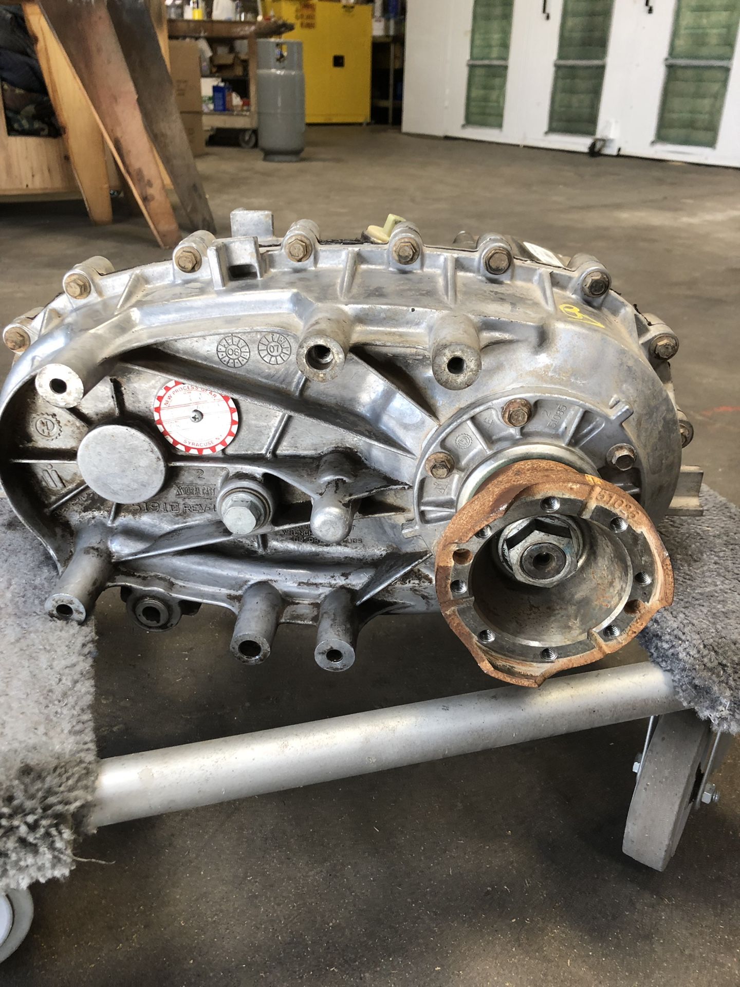 Jeep JK JKU. NP 241 transfer Case for Sale in Guadalupe, AZ OfferUp