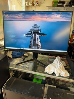 LG UltraGear 32” 165Hz Gaming Monitor – G-SYNC Compatible – 1ms Response Time