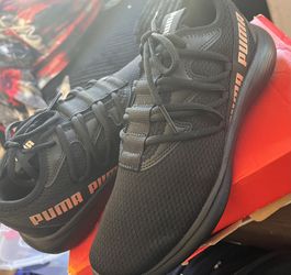 Pumas Women’s Shoe