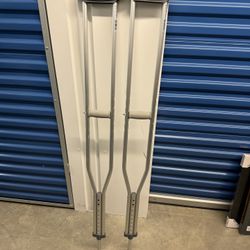 Crutches  - adult