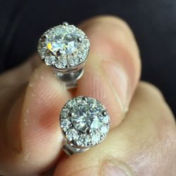 .8ct D