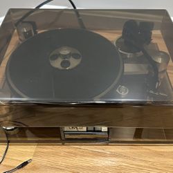 Vintage Record Player - Oracle Delphi Mk III