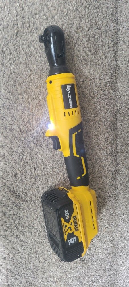 75ft Lbs Dewalt 20v Compatible Ratchet. Works With All 20v Dewalt Batteries