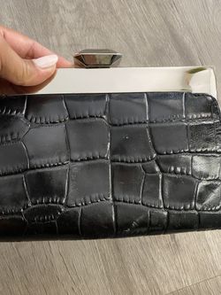 Black Clutch