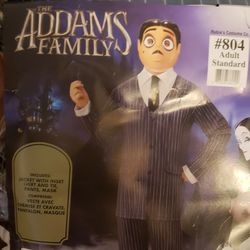 GOMEZ Addams Family adult costume.