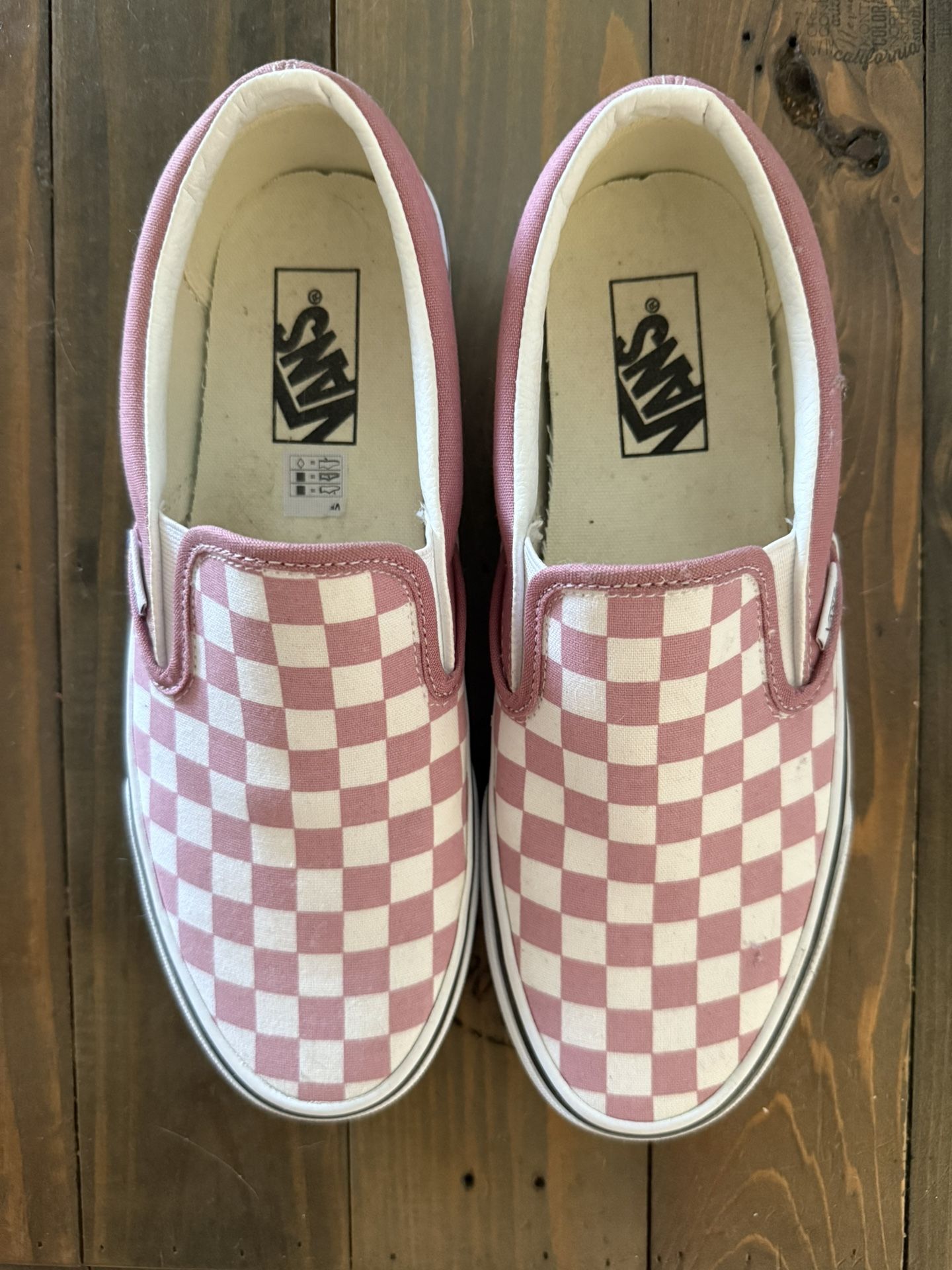 New Size 9 Woman’s Vans