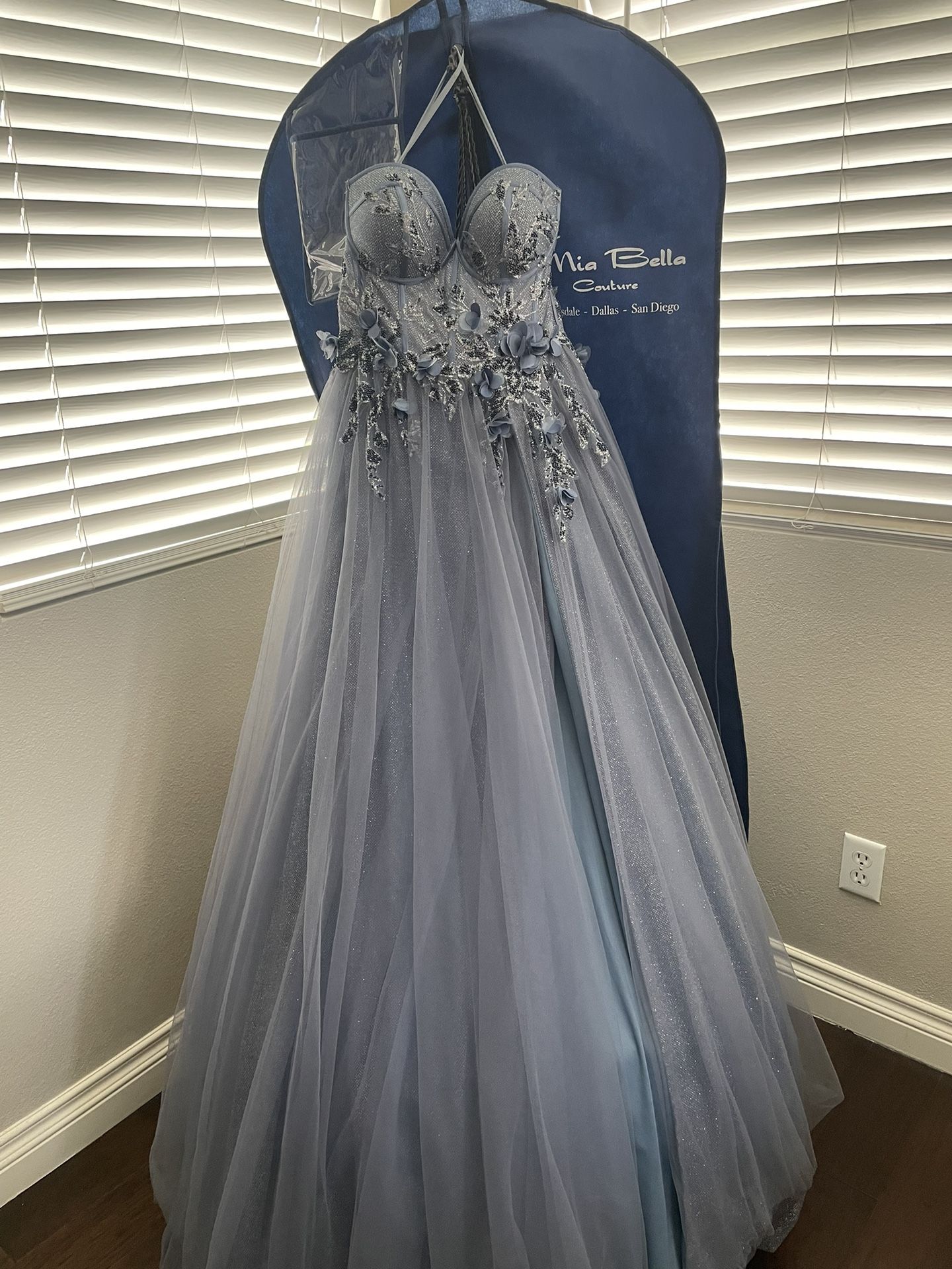 Prom Dress - MIA Bella Couture Size 2