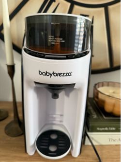 Baby Brezza New and Improved Formula Pro Advanced Formula Dispenser Machine