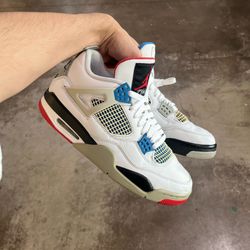 Jordan 4 size 8