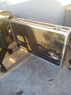 Massage table and 3 wheel cruiser