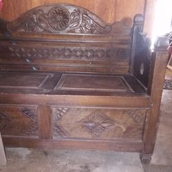 Really Old Hideaway Bench