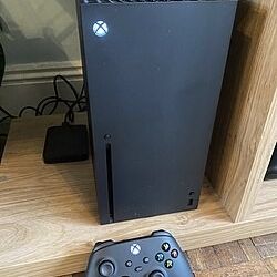 Xbox Series X And Xbox ELITE controller