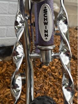 Cash today 1963 stingray Schwinn bike