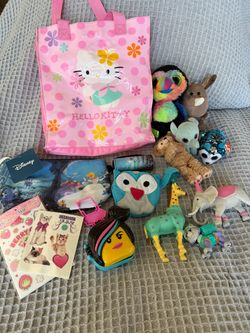 Super Fun! Hello Kitty Book Bag • Books • TY toys