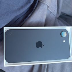 I Phone 16e Like New Barely Used