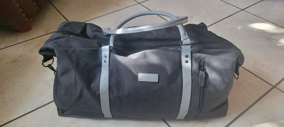 BRAND NEW TRAVEL BAGS 