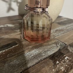 Victoria’s Secret Bombshell 