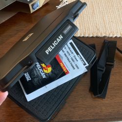 Pelican 1075 Pistol Or Tablet Waterproof Case