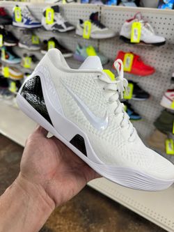 NIKE KOBE 9 ELITE LOW PROTO 'HALO' SNEAKERSSIZE 10.5 USED