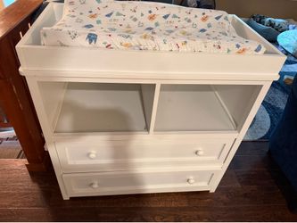 Baby changing table