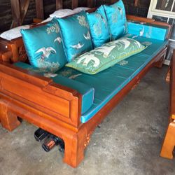 Free Furniture Set