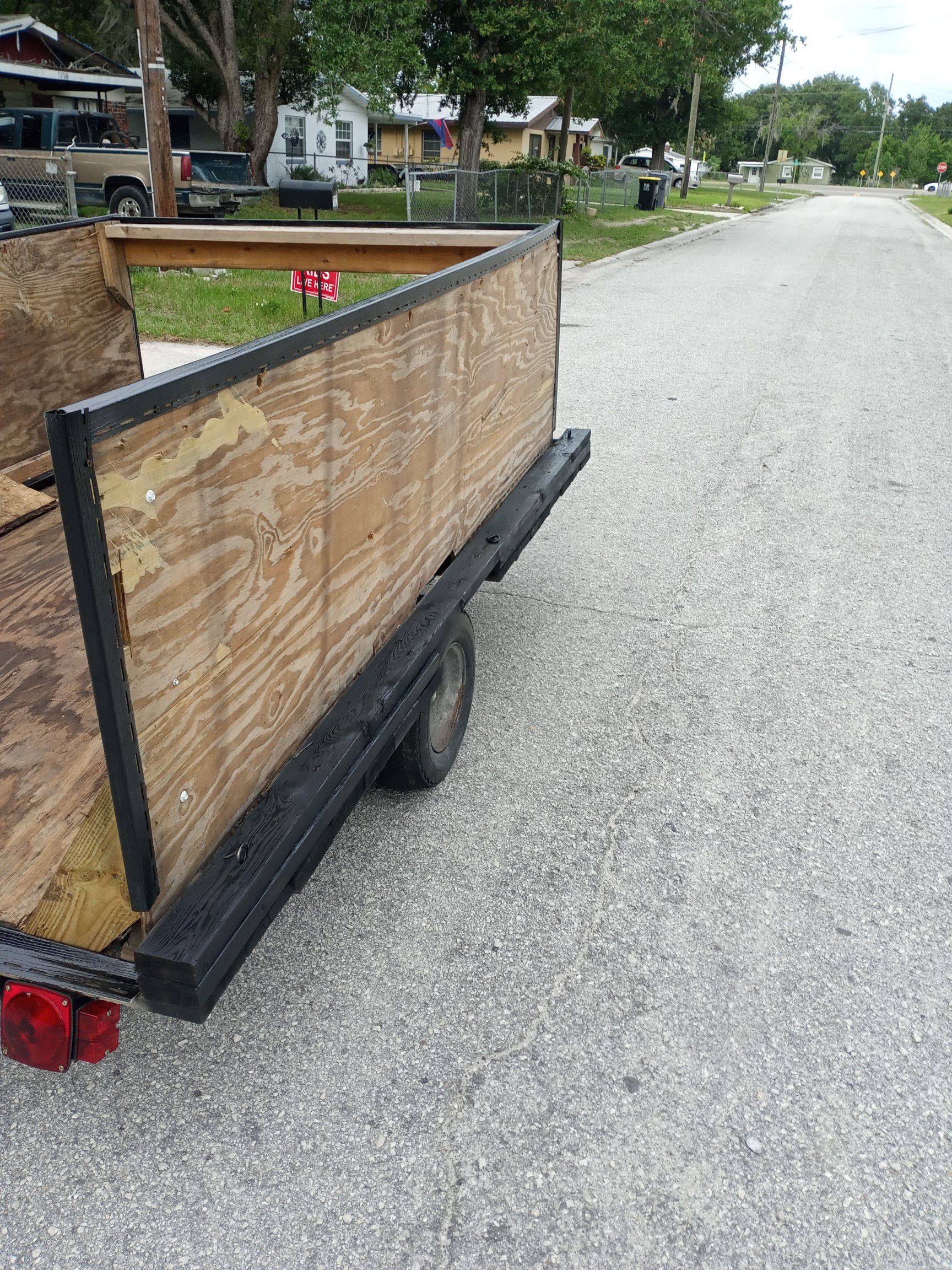 Strong sturdy 9 by 6 trailer. With spare tires. And working lights