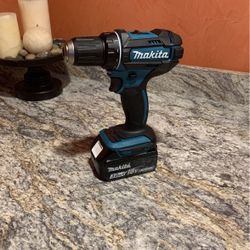 Makita XFD10Z 18V LXT Lithium-Ion Cordless Driver-Drill (with Battery)