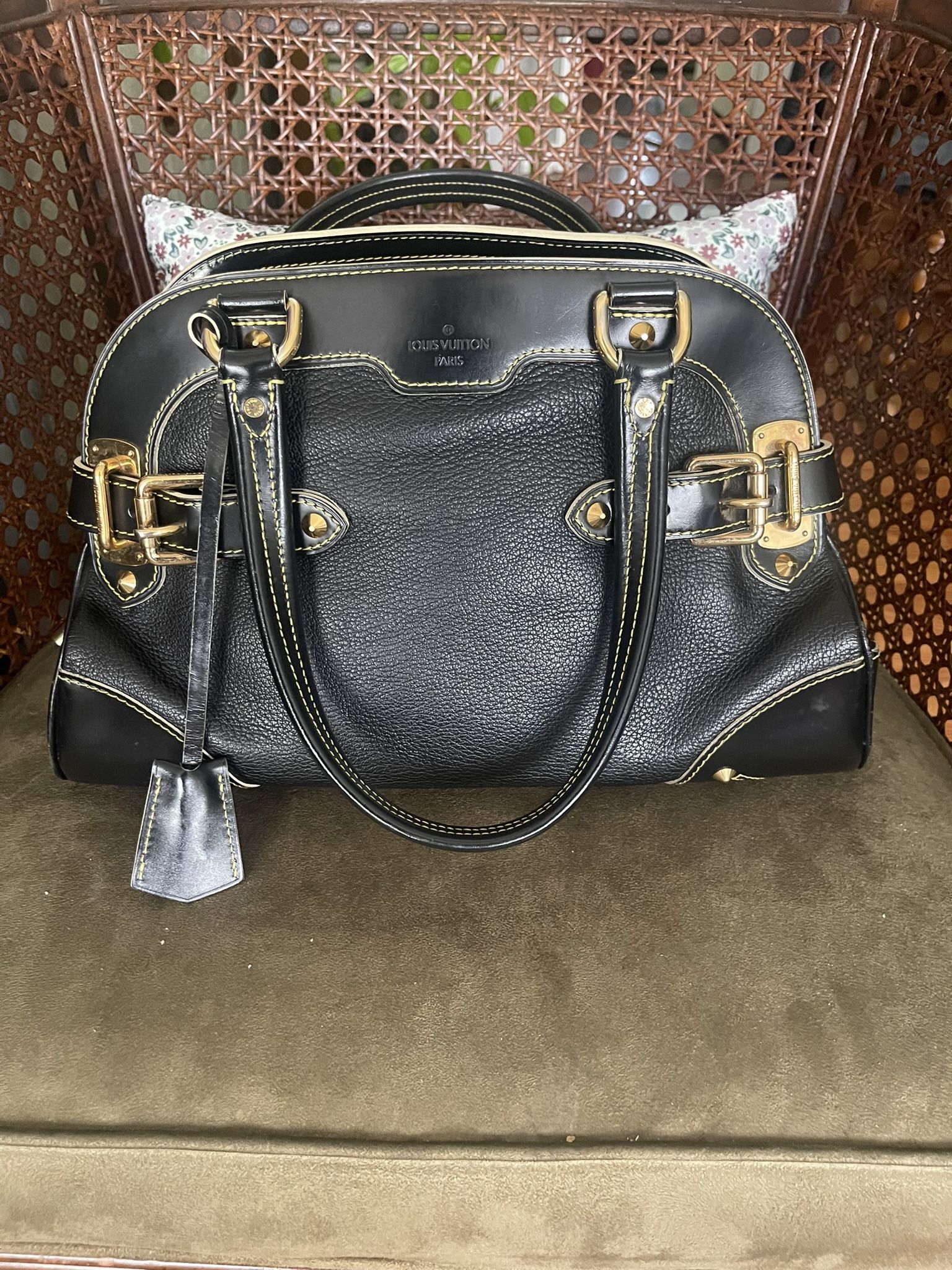 Louis Vuitton Black Suhali Leather Le Radieux Satchel Bag EUC Authentic LV COA