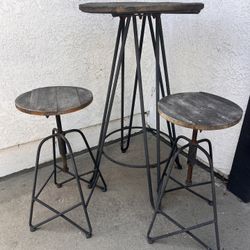 Metal Base Bar Stool Set