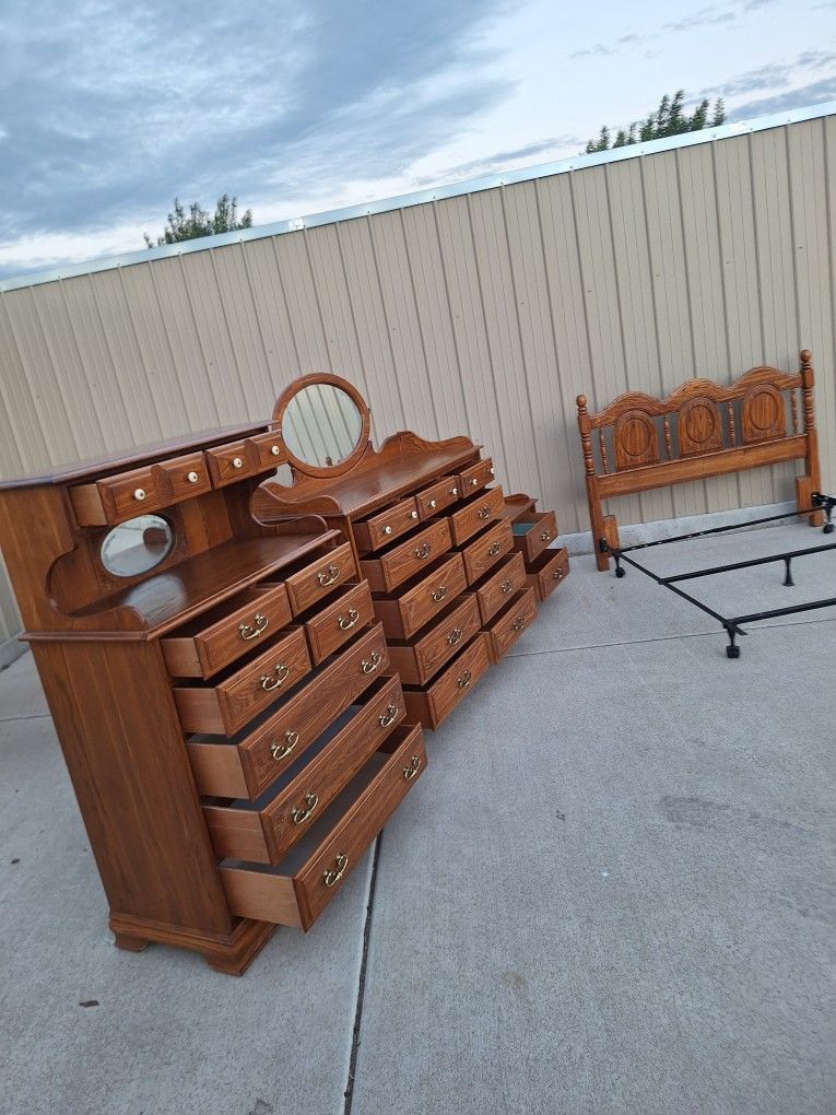 Classic Antique Set ((($760 FIRM)))