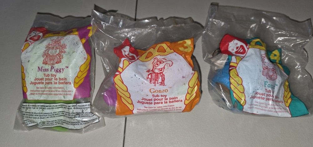 1995 McDonald's Muppets Treasure Island tub toys