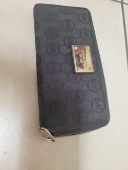 Micheal kors purse