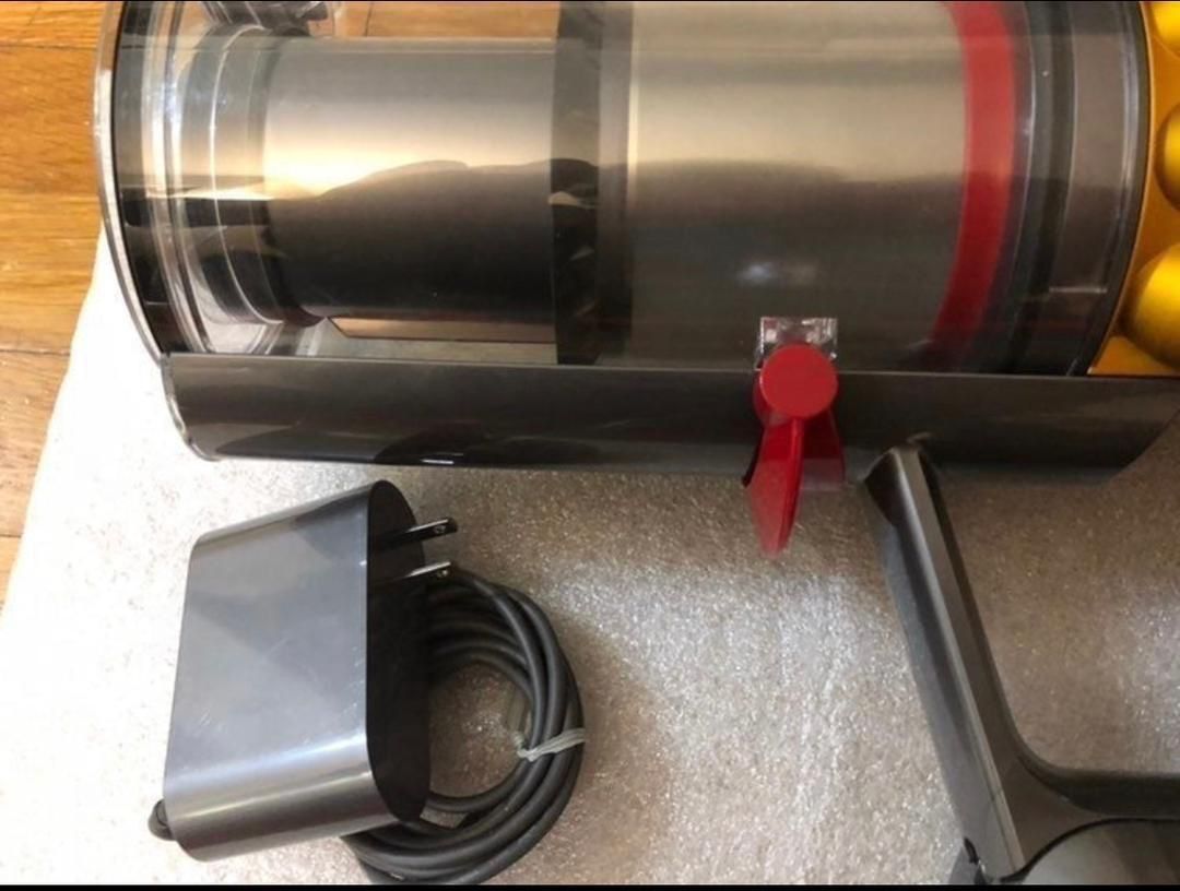 Dyson V15 Vacuum Cleaner