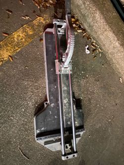QEP Big Clinker manual tile cutter