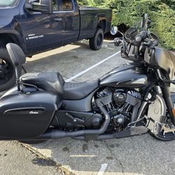 2020 Indian Chieftain Darkhorse
