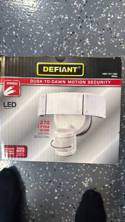 Defiant Dusk-to-Dawn LED Motion Security Light