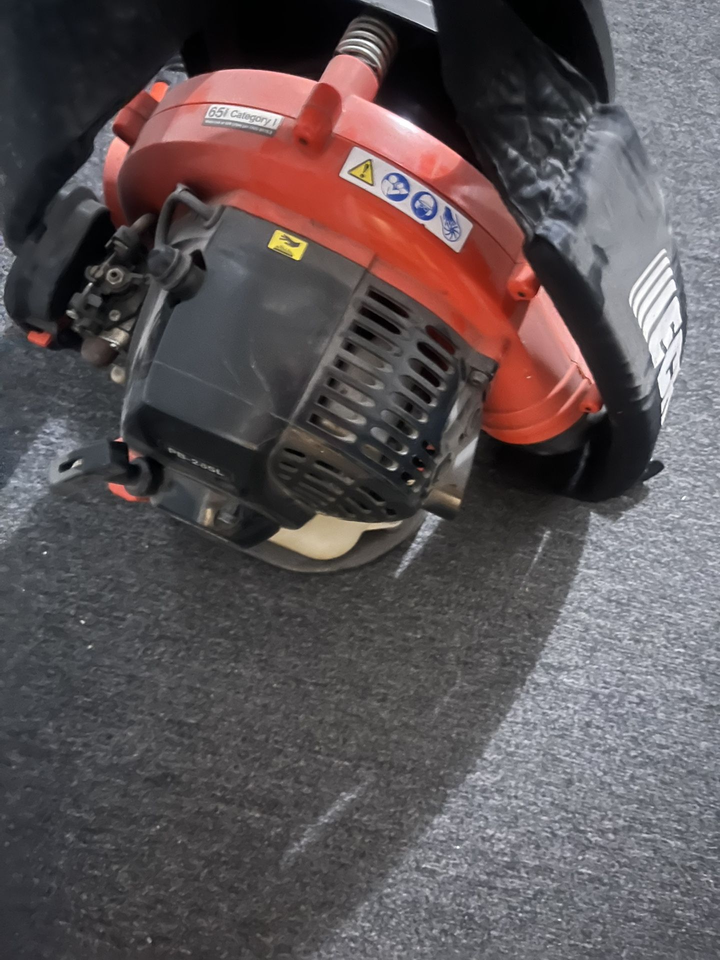 Leaf Blower