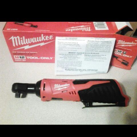 Milwaukee Cordless 3/8 Ratchet (Tool Only)