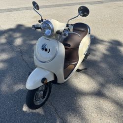 2023 Honda Metropolitan  153 Miles 